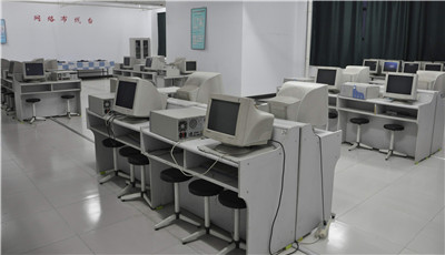 计算机组装与维护实验室简介