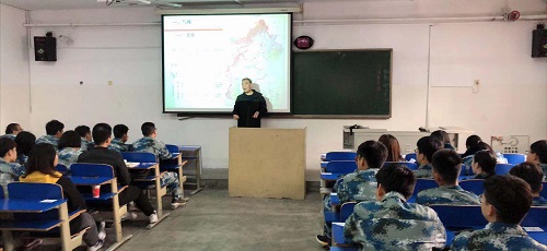 霍习良教授为我院学生做学术报告