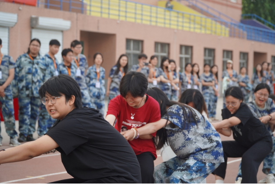 青春校园|凝聚每份力，团结一条心——保定理工学院第十八届拔河比赛圆满结束