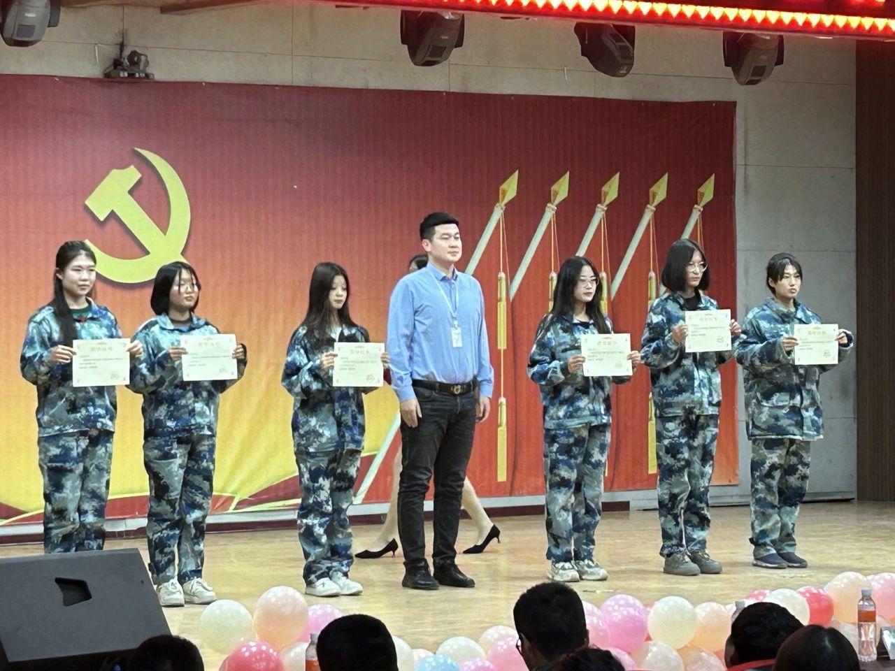 学生会传承交接仪式暨文艺汇演