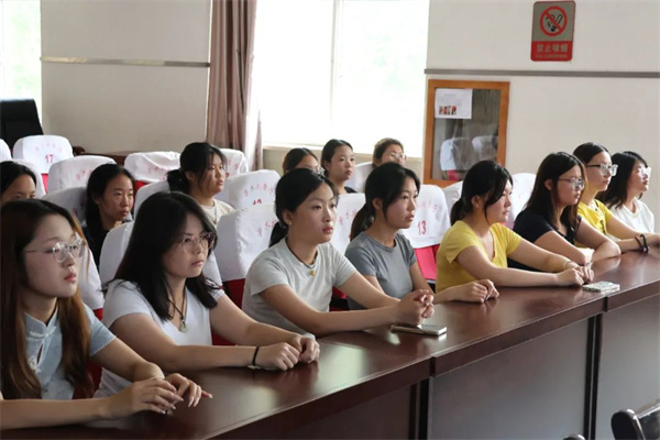 科学家精神进校园———保定理工学院“青科声宣讲团”系列活动（一）