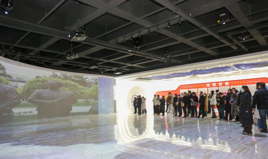 交流互鉴促提升 校际联动强党建——全市教育系统党务干部党建交流活动在我校成功举办