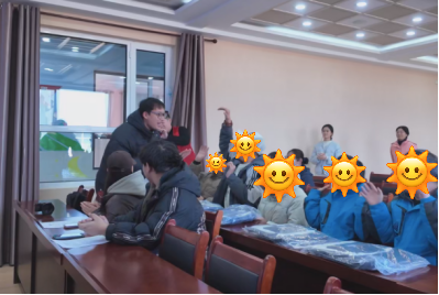 青春志愿——保定理工学院与安国团市委携手共办“点亮一盏小橘灯,助残接力暖童心”关爱特殊儿童公益活动