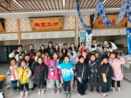 非遗润童心 研学促成长 ——保定理工学院艺术学院携手天悦幼儿园 开展传统文化研学活动