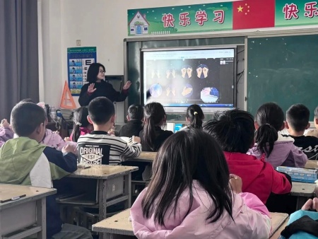 美育润童心 文艺助振兴｜保定理工学院美育支教走进易县乡村小学