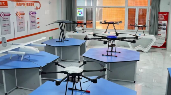 产教融合育英才 低空经济蓄新能——保定理工学院无人机微专业正式开课