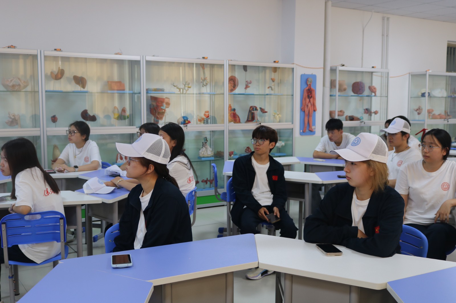 以梦为马，不负“食”光——保定理工学院西式烹饪工艺专业举行2026级新生见面会