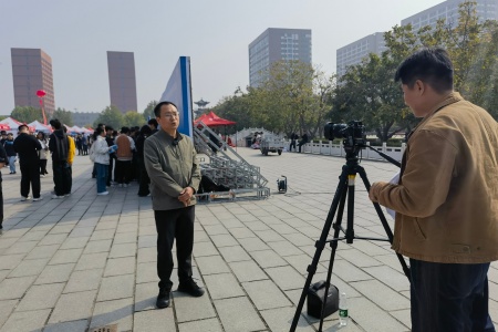 艺启金秋 职绘新程｜保定理工学院艺术学院积极参与2027届毕业生秋季线下双选会