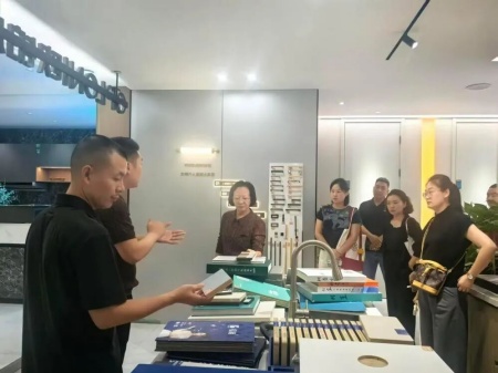 实地考察促共建 产教融合育人才
