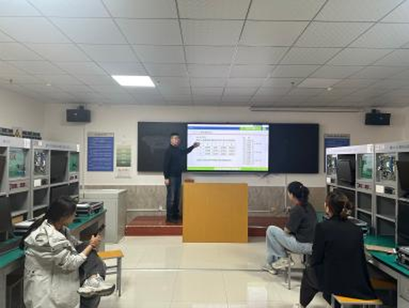以磨砺课，以研赋能】 信息科学与工程学院系列磨课活动第十一期纪实