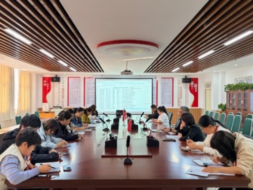 【把脉选题 明晰导向】 信息科学与工程学院召开2027届毕业论文选题论证会