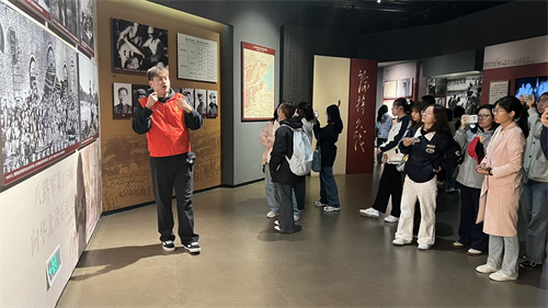 厚植家国情怀，启航青春新程