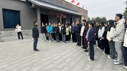 厚植家国情怀，启航青春新程