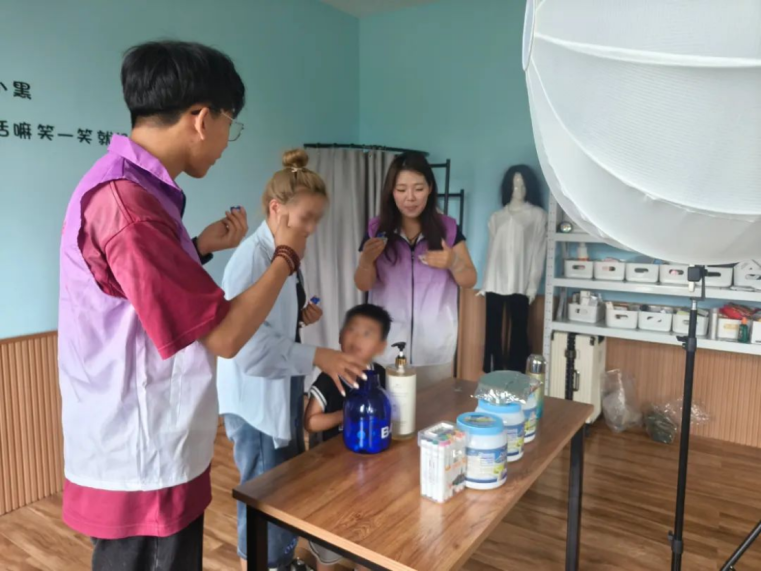 云端寄情,打造温情服务