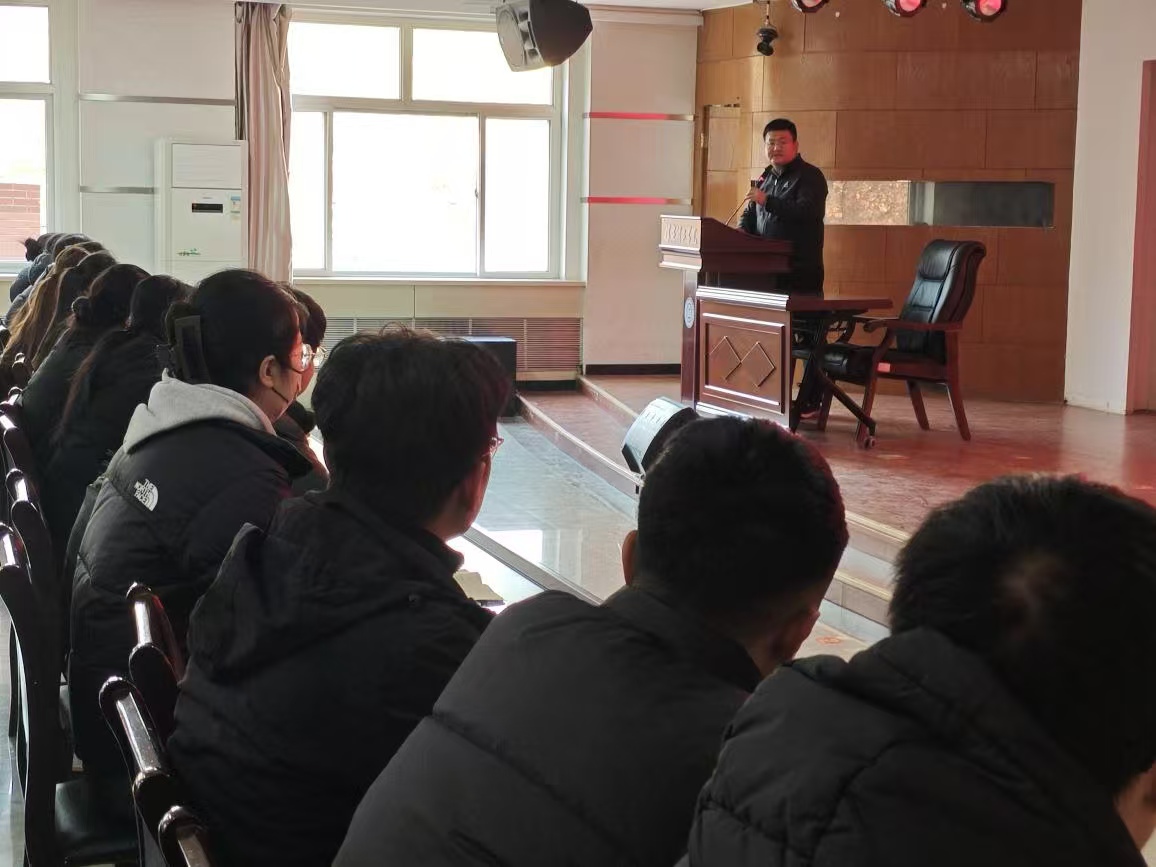 强化宿管提质效 攻坚评估守初心-11月份楼管例会