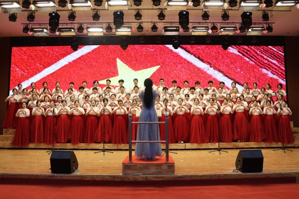 【唱响时代，致敬过往】“忆往昔峥嵘铭记一二·九，颂今朝盛世牢记爱国心”爱国主义合唱比赛圆满落幕