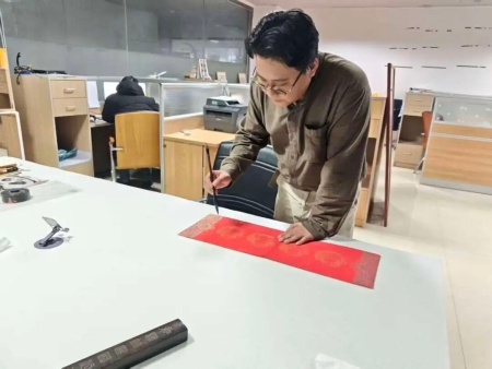 “冬日融暖意，“艺”访聚同心”——保定理工学院艺术学院“冬日暖阳”大家访 （第一期）