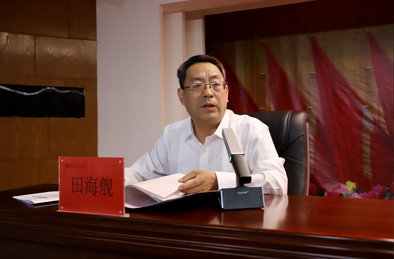 深耕经典铸魂育人 协同赋能思政课堂——首届驻保高校马克思主义经典著作研读与赋能思政课教学研讨会在保定理工学院召开