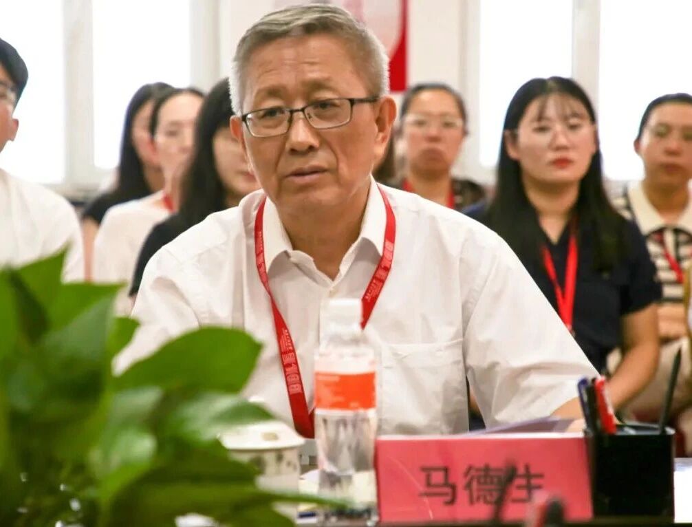 校领导出席马克思主义学院“习近平新时代中国特色社会主义思想概论”集体备课会 聚力推动党的创新理论进课堂